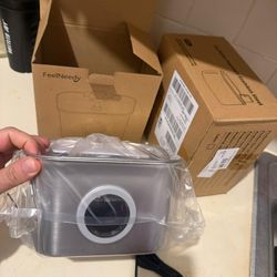 Stainless Steel Cat Water Fountain, 99oz/2.8L Auto Pet Drinking Fountain with 20dB Ultra-Quiet Pump- Ideal for Timid Pets, LED Water Level Window, Dis