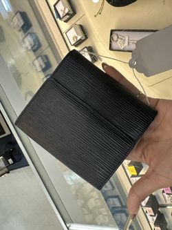 LOUIS VUITTON (‼️ASK FOR KASSY‼️)