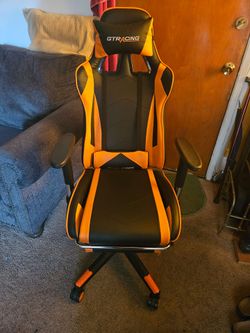 Gaming chair