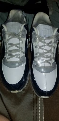 NIKE AIR MAX LTD CUSTOMED NEW YORK YANKEES SNEAKERS. COMES WITH