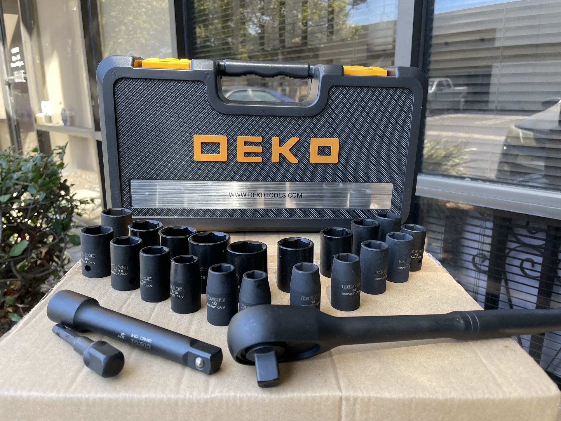 1/2-Inch Impact Socket Sets, 23 Pieces Drive Socket Set Mechanic Tool Set with 72 Teeth Reversible Ratchet, 1/2" Drive Metric/SAE, CR-V Steel