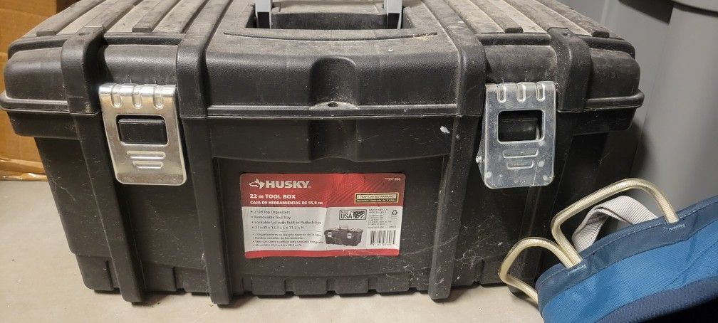 Husky 22 in. Tool Box with Metal Latches Tools And Parts Included