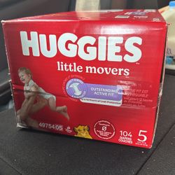 Diapers (104ct) 