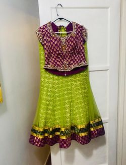 Indian outfit - Ghaghra Choli (M-PL)