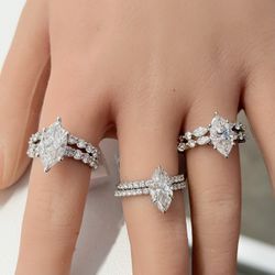 14KT 3.33Ctw VS2/F IGI Certified Lab Diamond Marquise Bridal Ring Set 