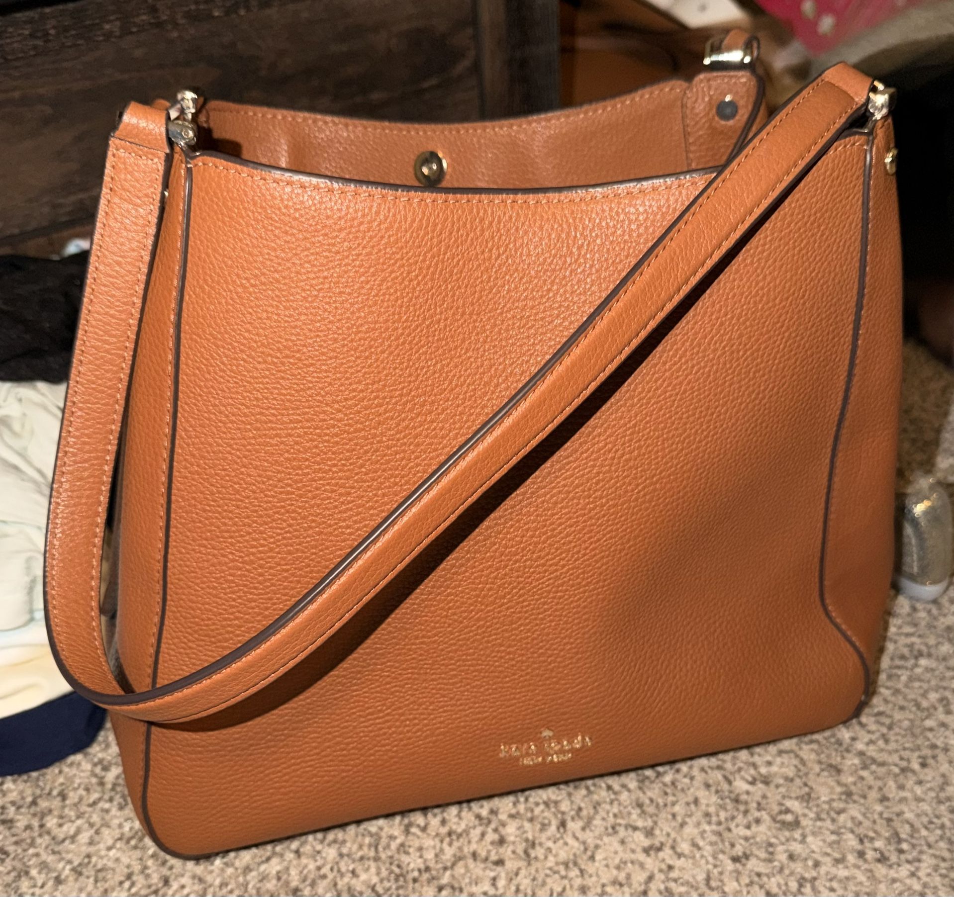 Kate Spade Leila Medium Triple Compartment Shoulder Bag