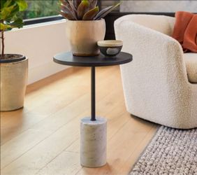 Narro Marble Side Table - Black