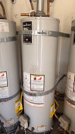 Hot water tank
