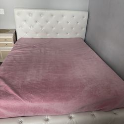 Queen Bed Frame 