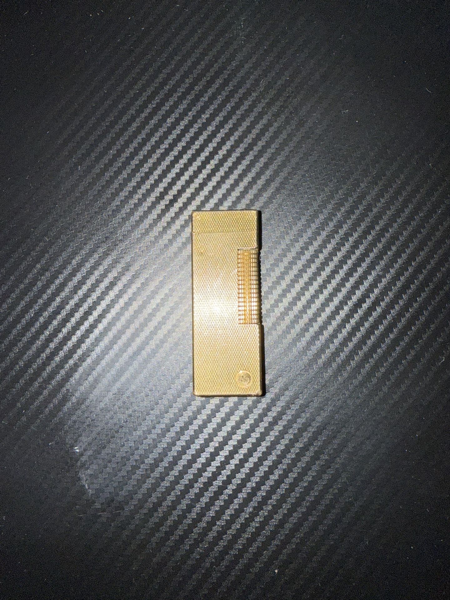 1980s Vintage gold Dunhill Lighter