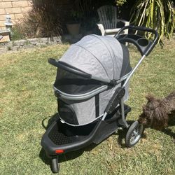 Dog stroller 