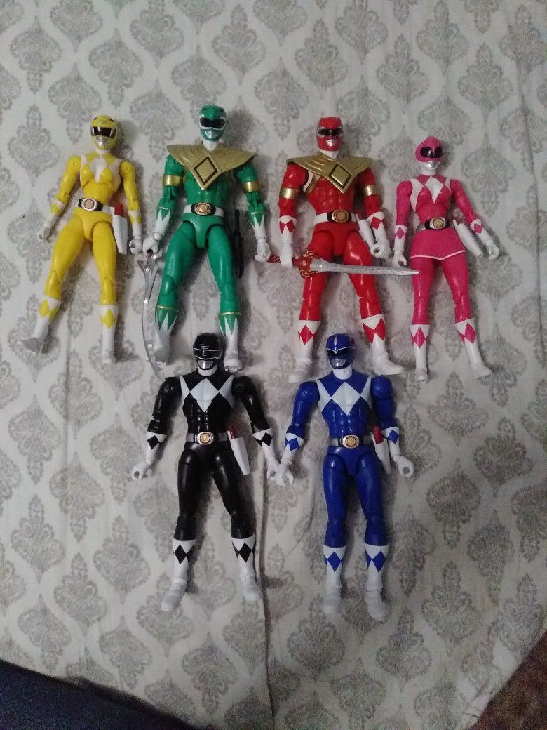 Mighty Morphin Power Rangers figures( Reposted)