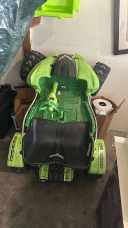 Toy car