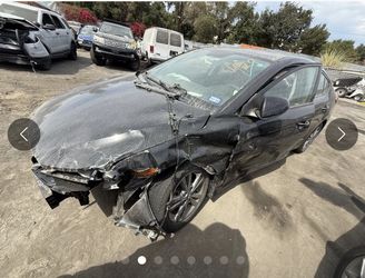 *PART OUT ONLY* 2017 Hyundai Elantra 2.0 