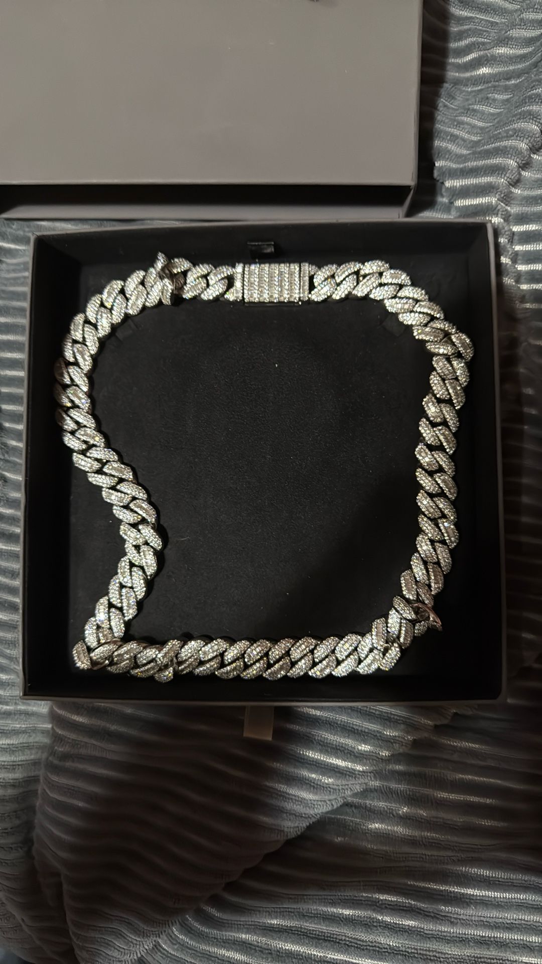 Dimond Chain