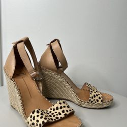 Dolce Vita wedge sandals size 8