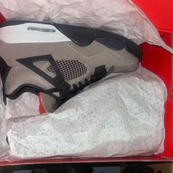 Jordan 4 Taupe Size 13