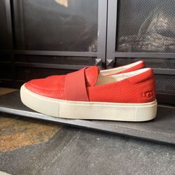 Ugg Sneaker Size 8.5