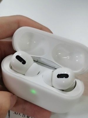 Apple AirPods3  Pro
