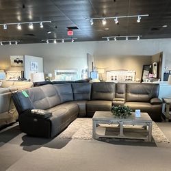Power Reclining Sectional