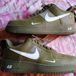 Super Rare Nike Air Force 1 Green Men's Size 8