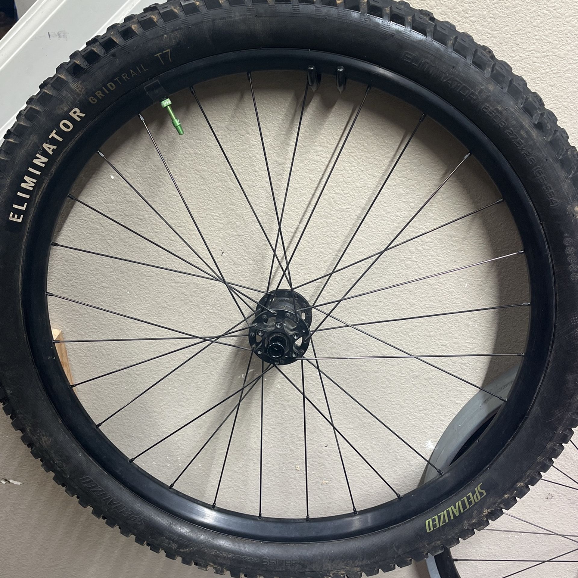 Specialized 27.5” Boost 12x148 Wheel With Cushcore