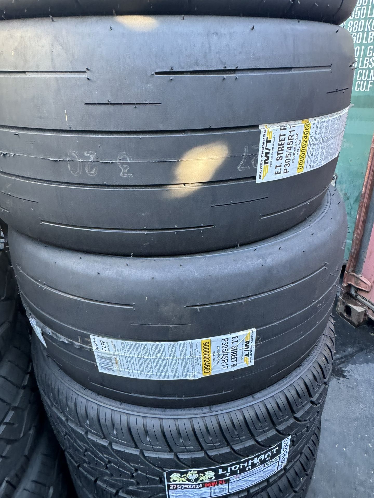 MICKEY THOMPSON ET STREET R TIRES 305/45R17 IN STOCK 395 EACH for Sale