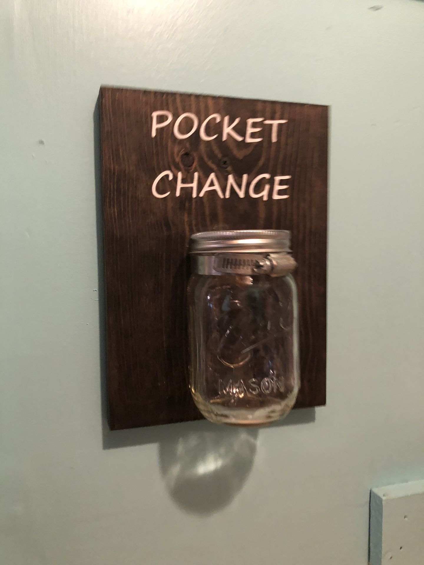 Laundry change holder