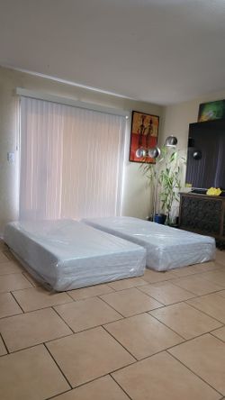 2 VERY NICE LIKE NEW TWIN MATTRESSES FOR SALE! IN EXCELLENT CONDITION, FREE DELIVERY