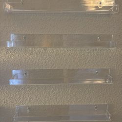 Nail Polish / Product Shelves