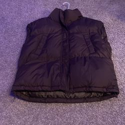 size 10 brown puffer vest