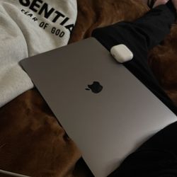 MacBook Pro 