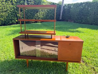 Mid-Century Modern Rare Credenza bar. 1960’s.