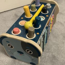 Wooden hammering Toy