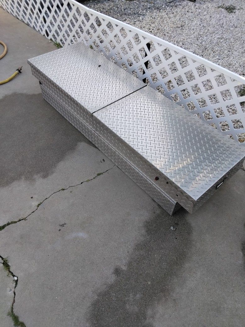 Truck Tool Box