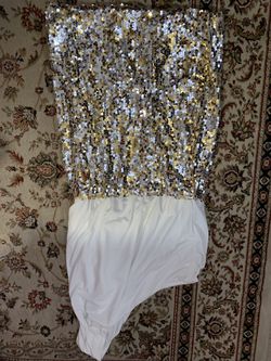 Dress gold and white/beige like new