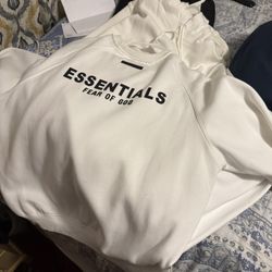 Essentials Crew Neck 40