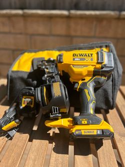 Dewalt Roofing Nailer 15, Dewalt Tools, Dewalt Battery, Dewalt Charger, Dewalt 20V, Dewalt Roofing Gun, Dewalt 15 Gauge Nailer, Dewalt 15GA, Nail Gun
