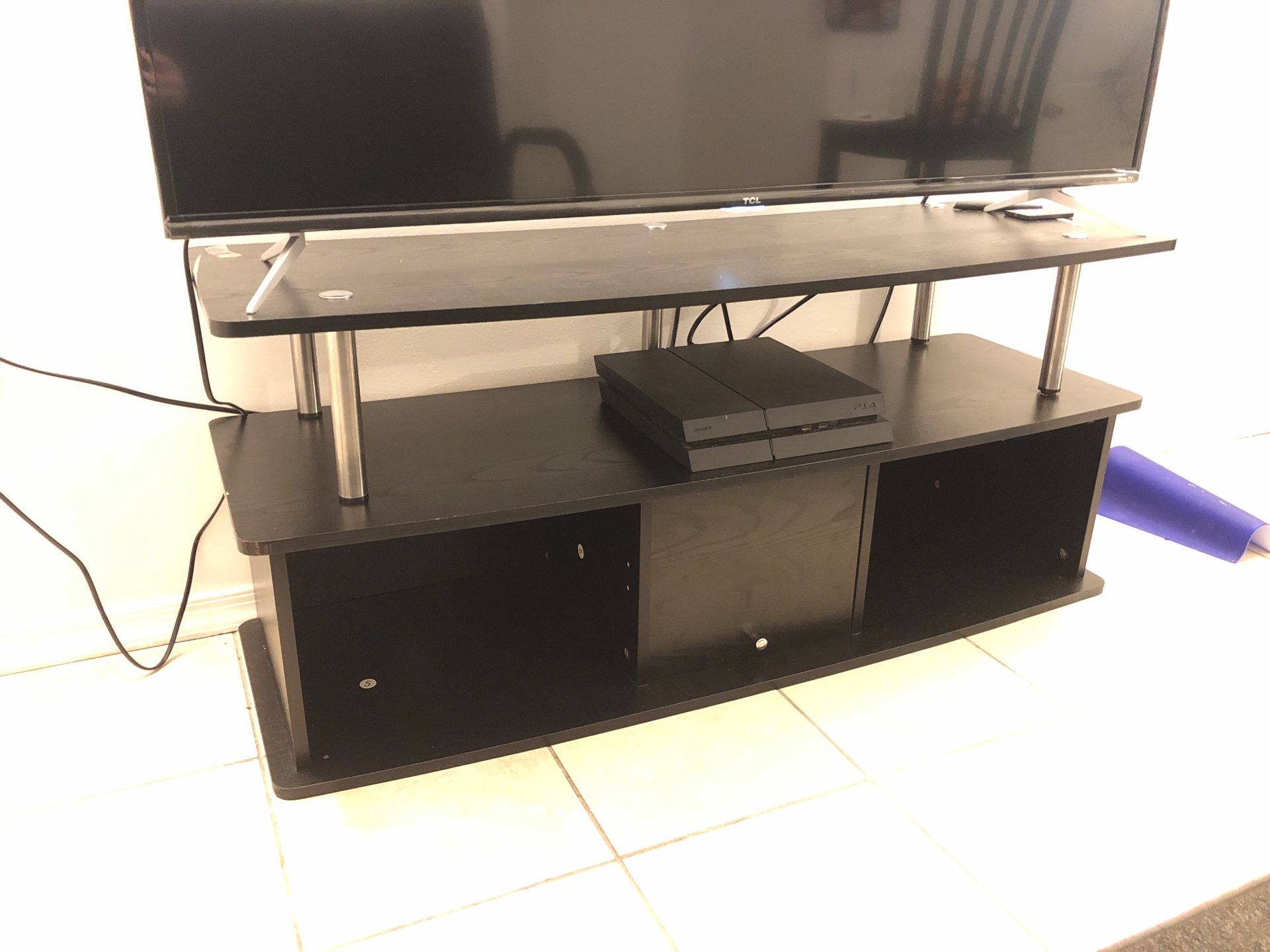 Tv/ entertainment stand