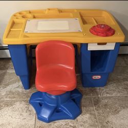 Toddlers Desk 