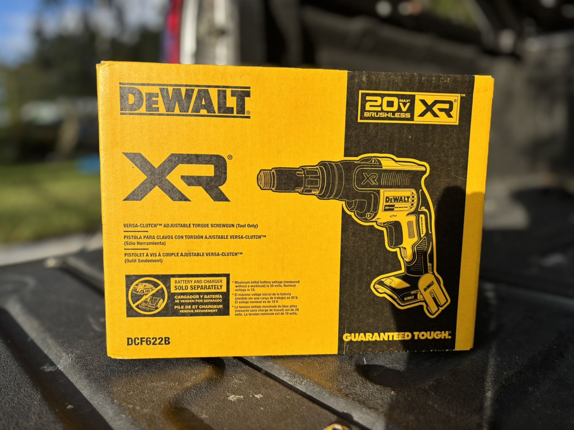 New DEWALT 20V MAX XR Screw Gun, Versa-Clutch, Adjustable Torque, Tool Only