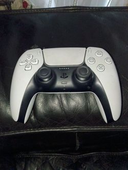 PS5 controller