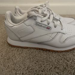 White Reebok Classic 