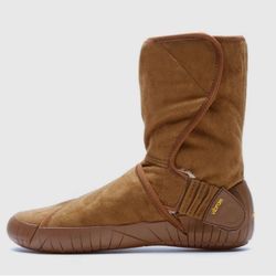 NWT Furoshiki Unisex Shearling Camel Tan Suede Vibram Vegan Leather Boot Women 8