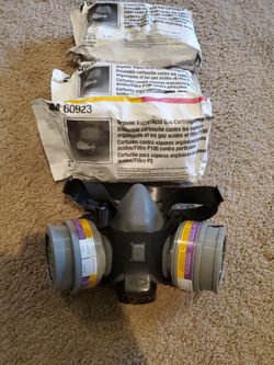 Dust and fume respirator