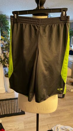 Men’s athletic stretch shorts