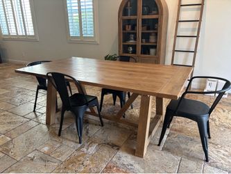 Dining table and 4 chairs