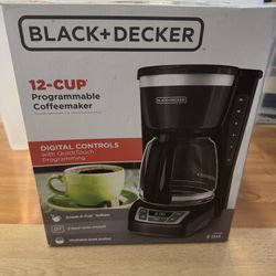 BLACK+DECKER 12-Cup Programmable Coffee Machine Coffee Maker