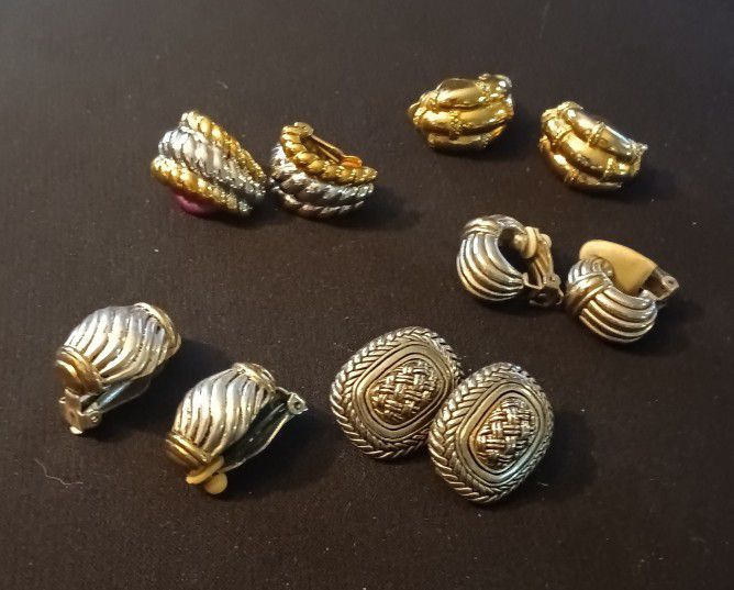 Vintage Jewelry - 10 Pairs of Earrings - Gold Silver Tone