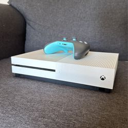 Xbox One S — 1TB — White — w/ Microsoft Customized Controller